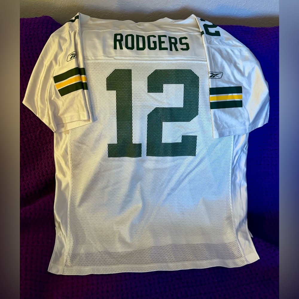 Arron Rodger’s jersey - Picture 3 of 3